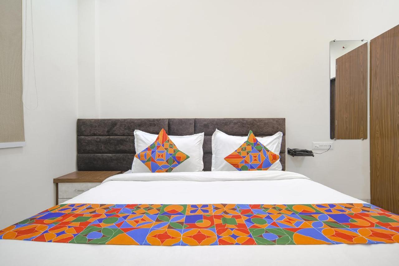 Hotel Fabhotel Ramya 3*